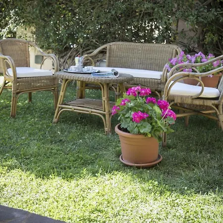 Apartman With 2 Bedrooms And Garden In Dorgali *