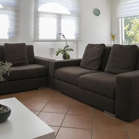 With 2 Bedrooms And Garden In Dorgali Apartman *